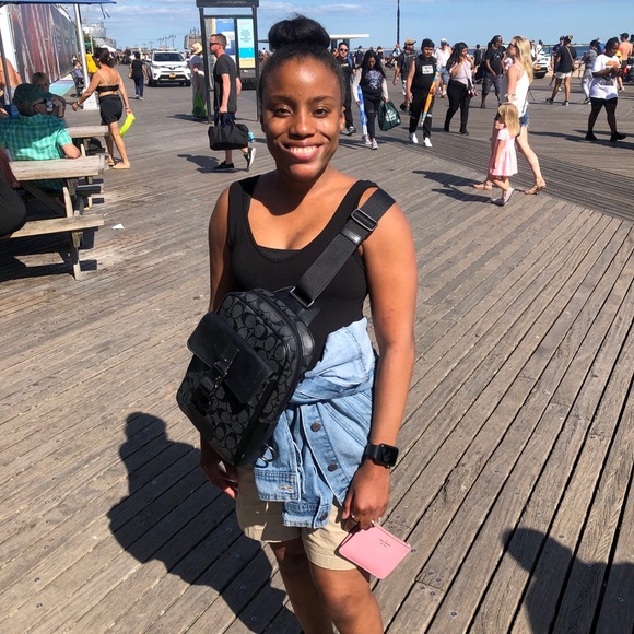 Meet your Posher, Shade - Picture 1 of 1